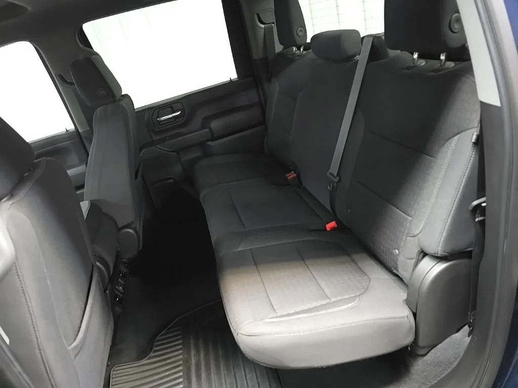 Used 2020 Blue Chevrolet LT image 31