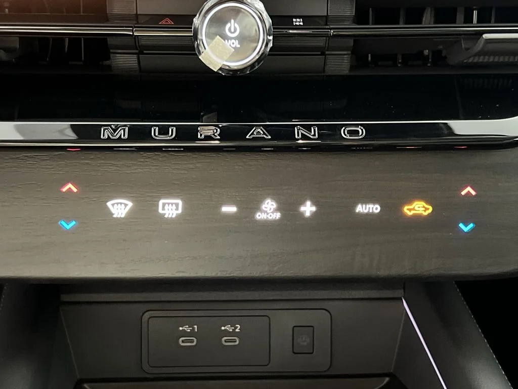 New 2026 White Nissan SL image 17