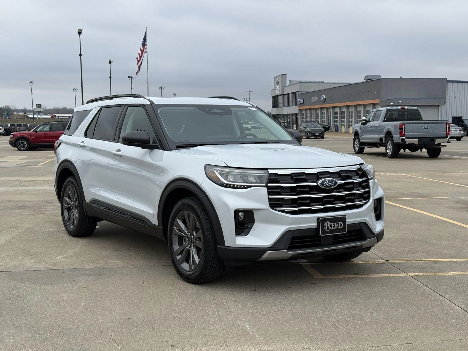 New 2026 Space White Metallic Ford Active w/100A Pkg image 2