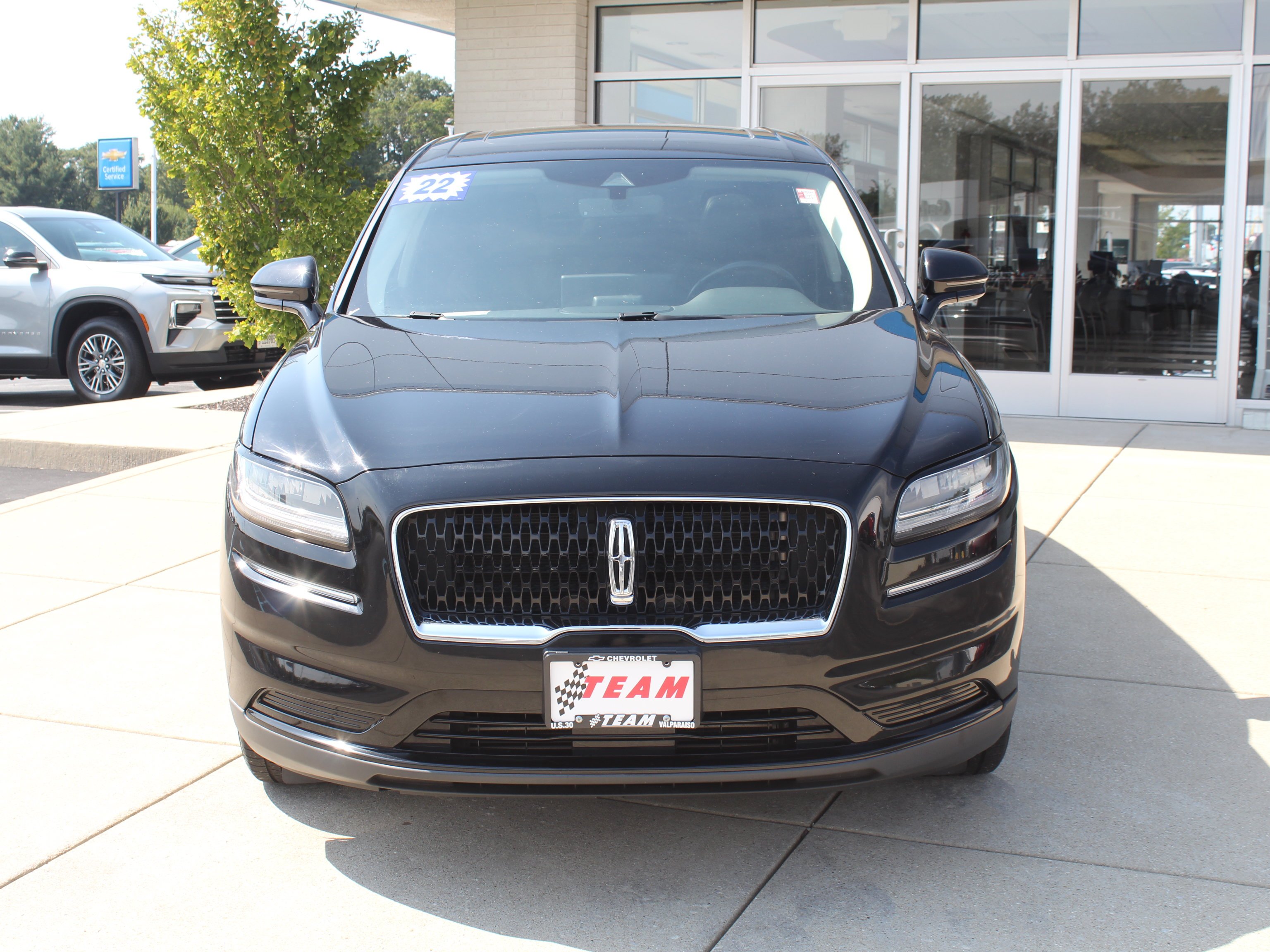 Used 2022 Black Lincoln Reserve image 11