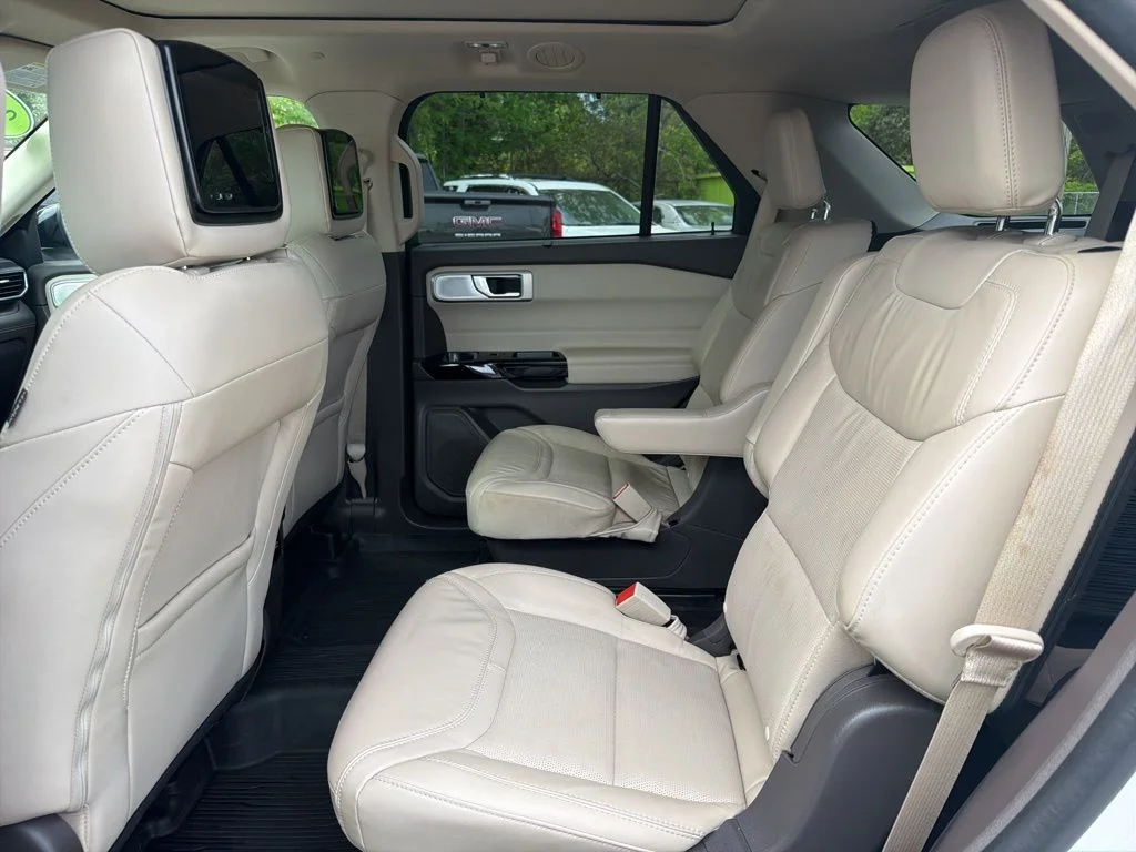 Used 2023 White Ford Platinum image 27