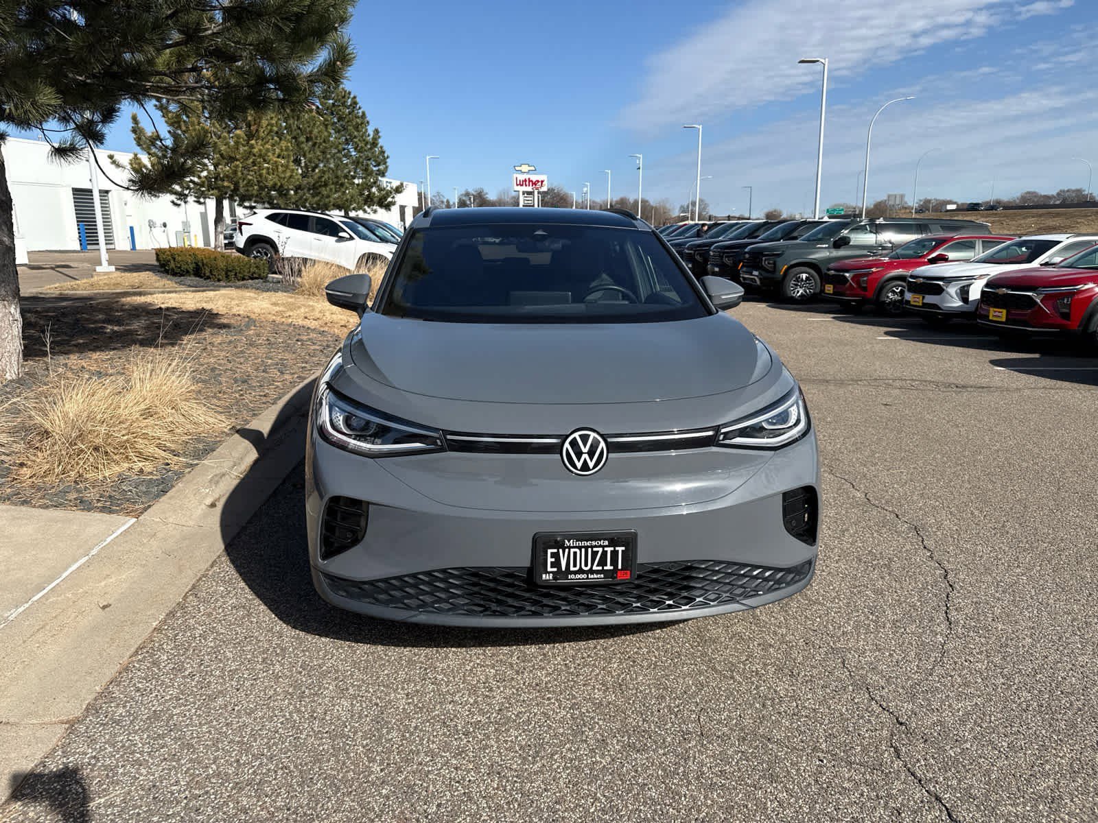 Used 2023 Volkswagen ID.4 PRO S with VIN 1V2WNPE83PC046027 for sale in Brooklyn Center, MN