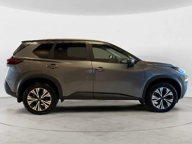 Used 2023 Gray Nissan SV image 7