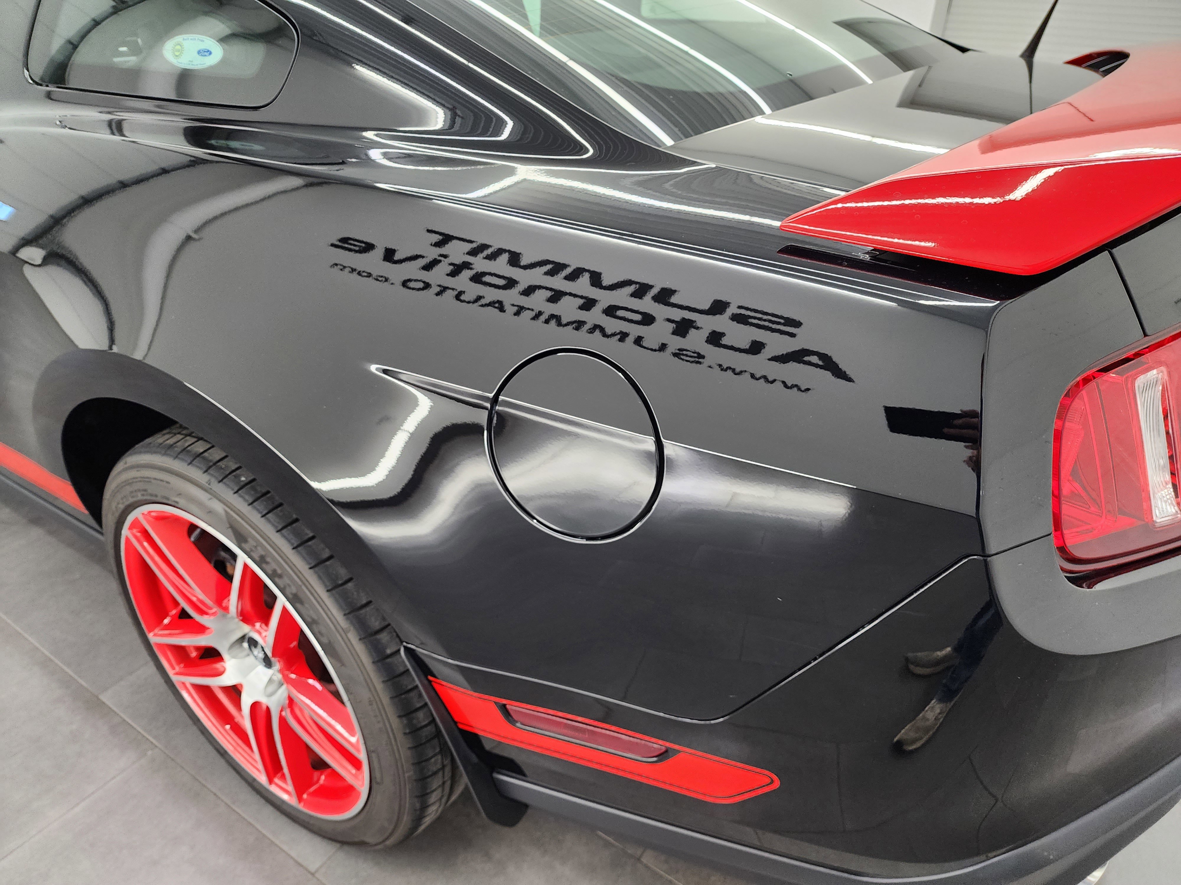 Used 2012 Black Ford Boss 302 Laguna Seca: BOSS 302-LAGUNA SECA LS 425-6 SPEED STICK-RECAROS image 42