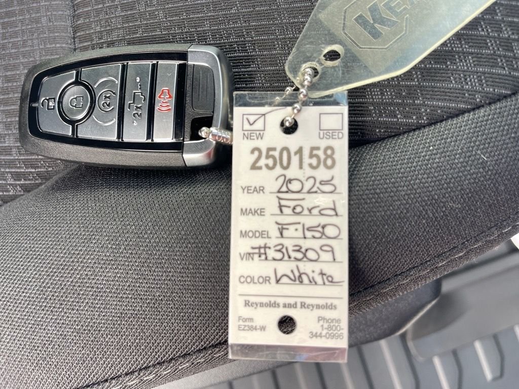 2025 Ford F-150 XLT - Photo 15