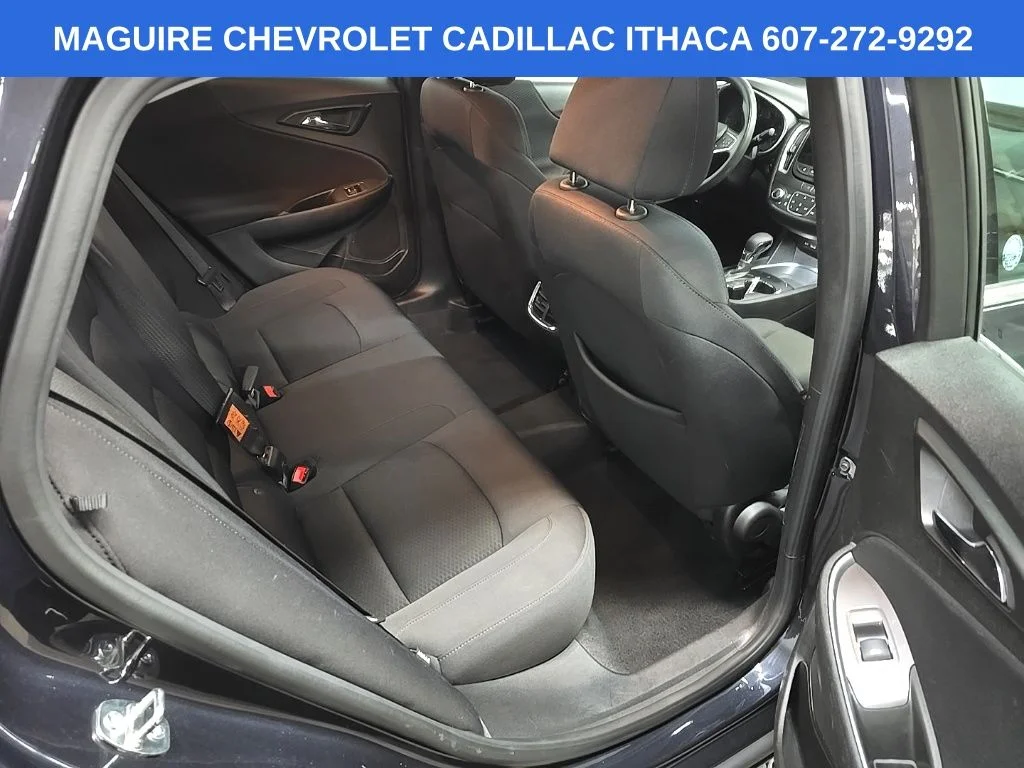 Used 2023 Gray Chevrolet LT image 17