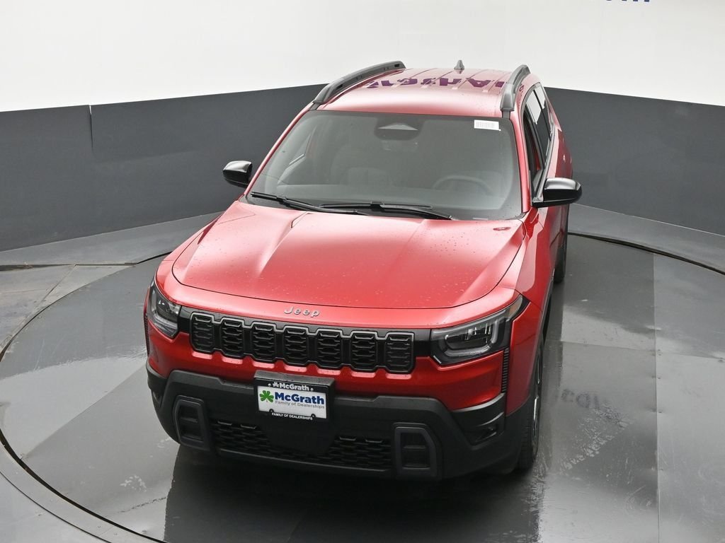 New 2026 Red Hot Pearl-Coat Exterior Paint Jeep Laredo image 24