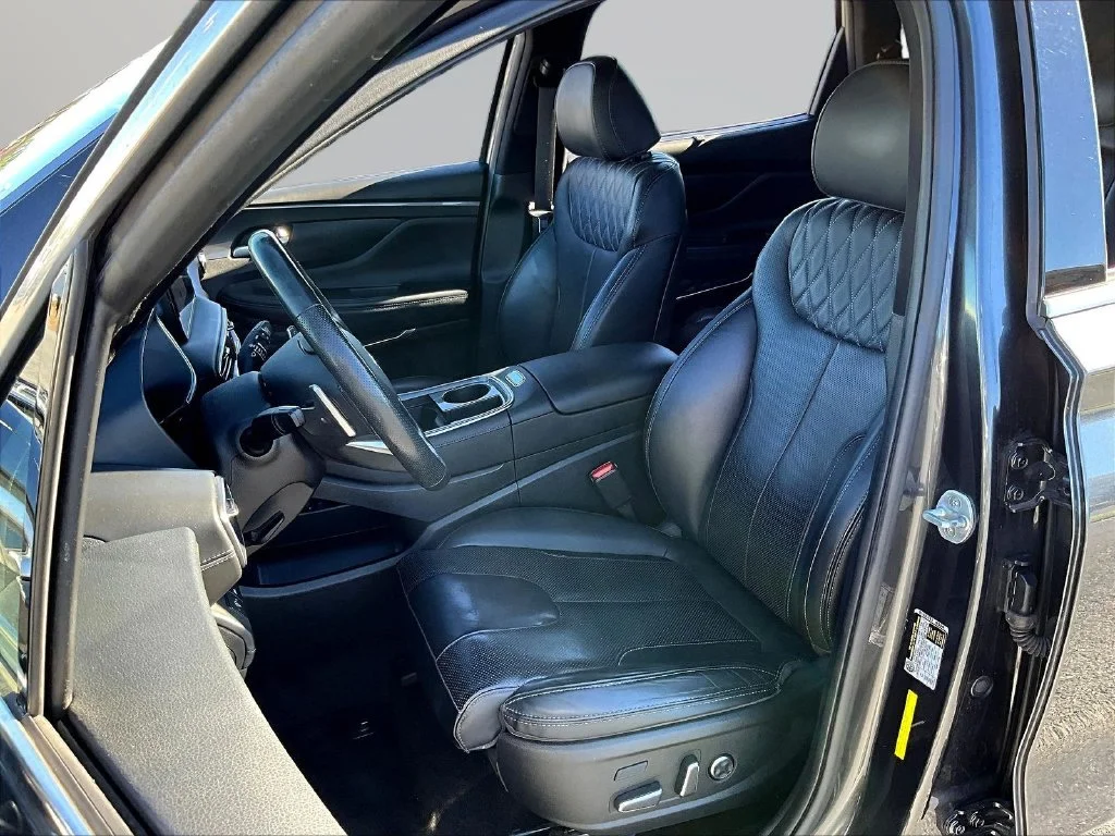 Used 2022 Gray Hyundai Calligraphy image 24