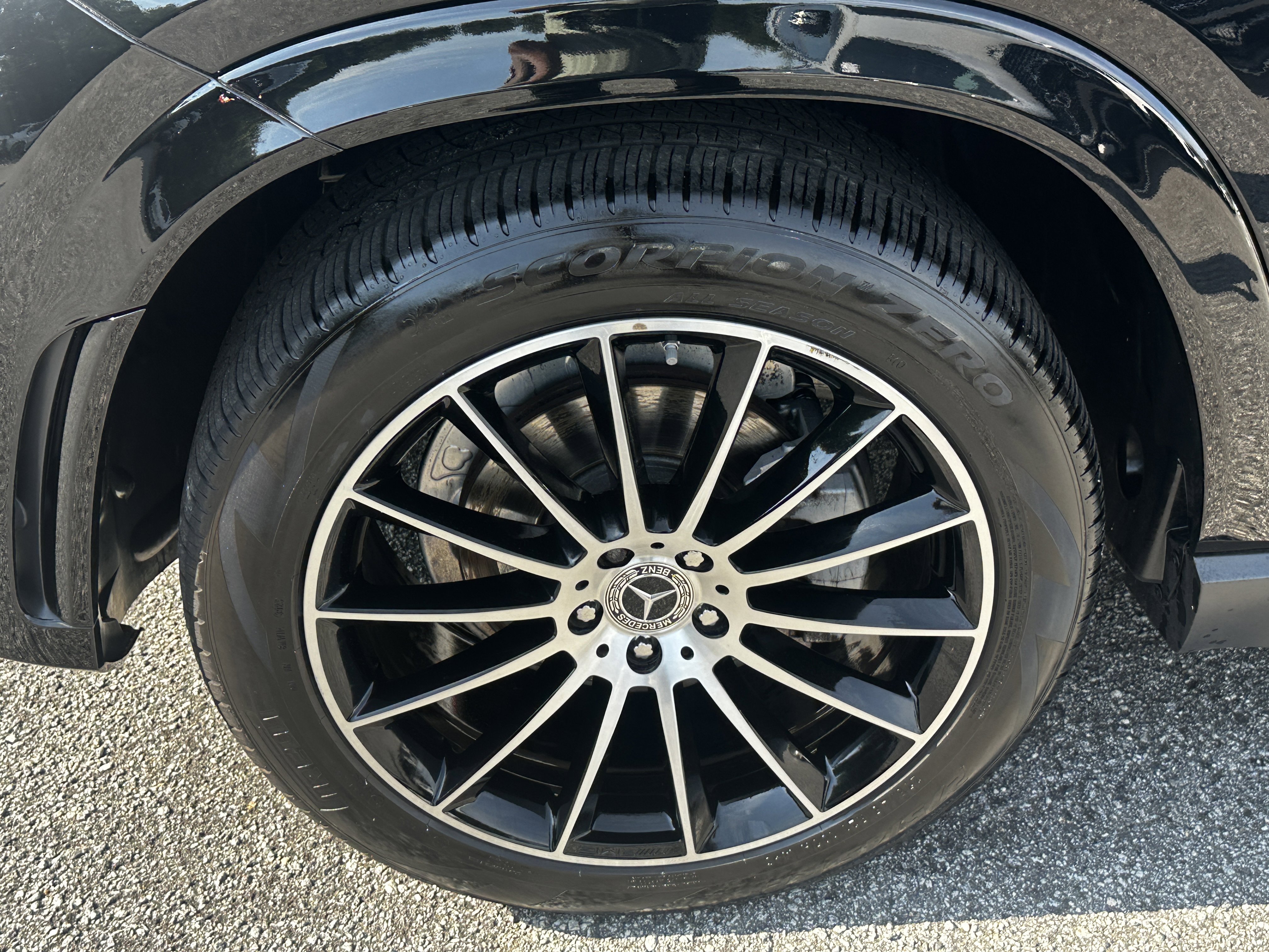 Certified Used 2023 Black Mercedes-Benz GLE 350 image 13