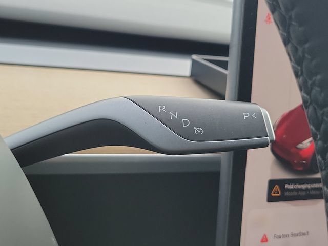 Used 2024  Tesla Long Range image 32