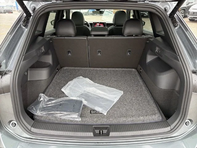 2026 Volkswagen Tiguan SE R-LINE BLACK - Photo 30