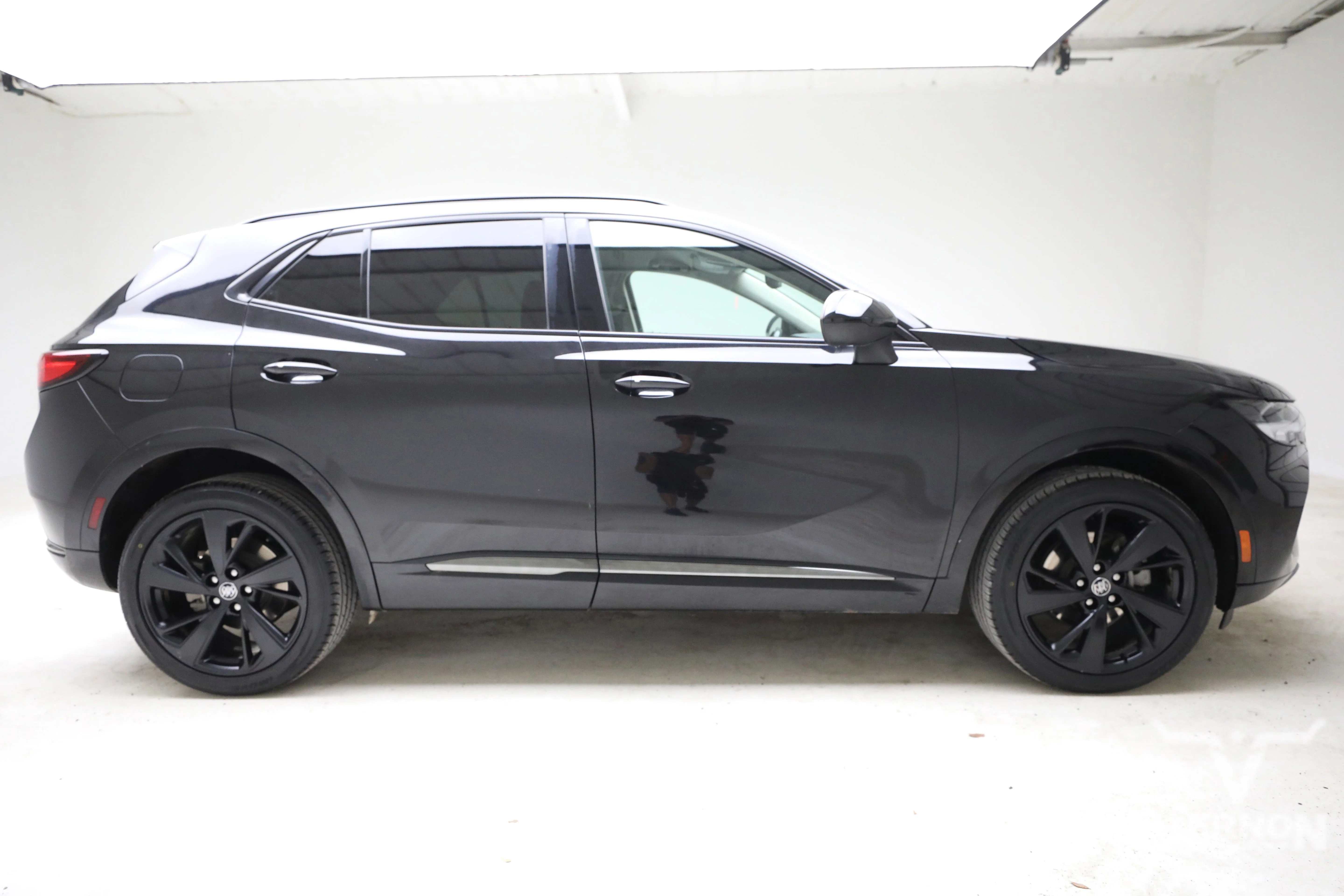 Pre-Owned 2022 Buick Envision Essence