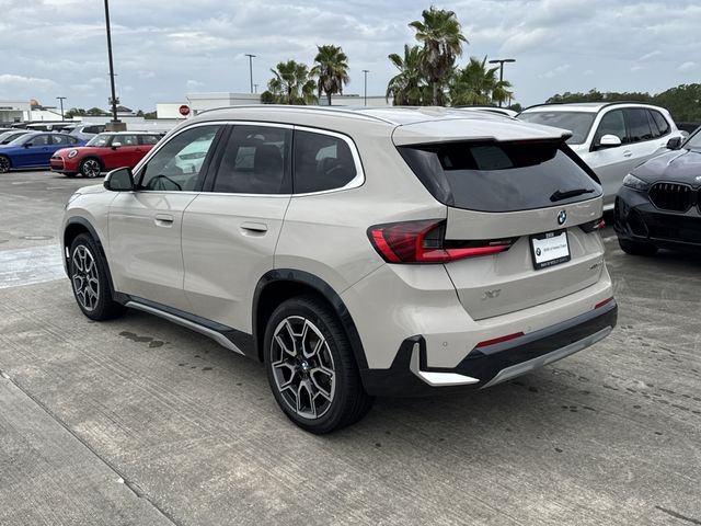 New 2026 Dune Grey Metallic BMW xDrive28i image 5