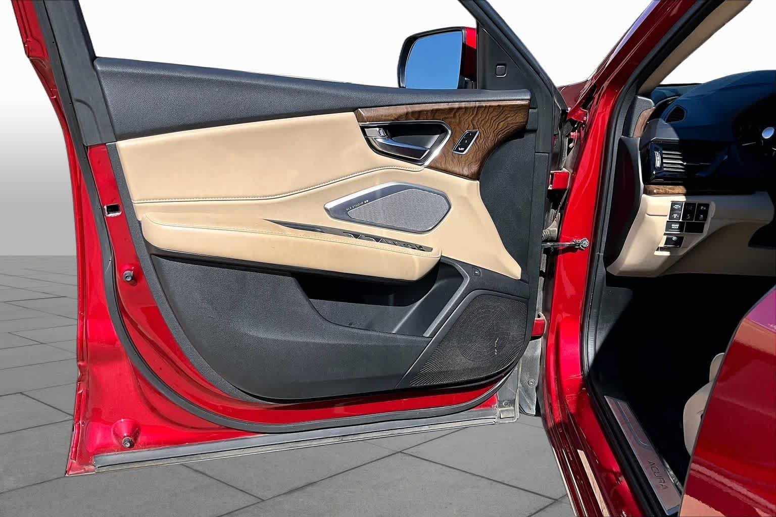 Used 2019 Performance Red Pearl Acura w/Advance Pkg image 24