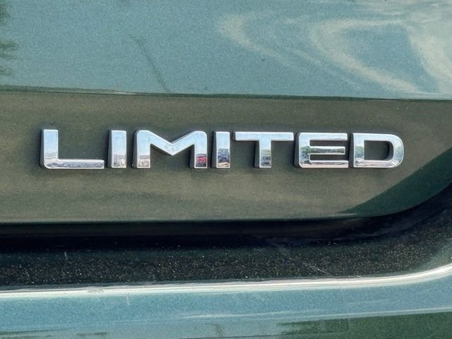 Used 2023 Cypress Toyota Hybrid Limited image 12