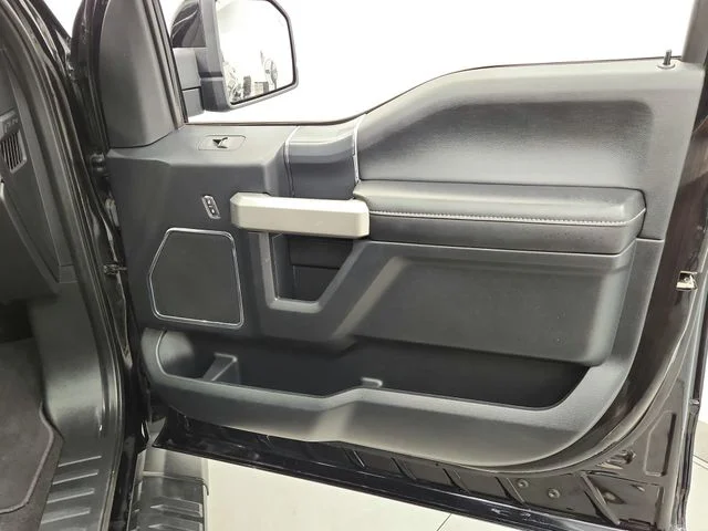 Used 2020 Black Ford Lariat image 37