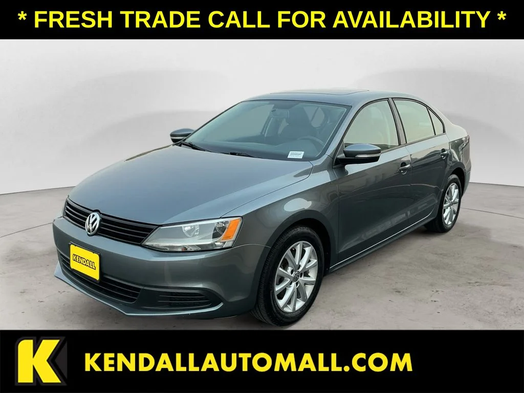Used 2012 Gray Volkswagen 2.5L SE image 1