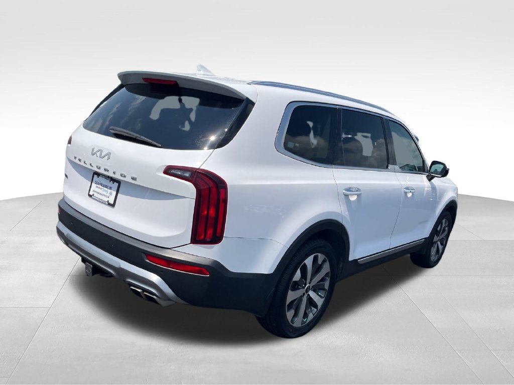 Used 2022 White Kia SX image 5