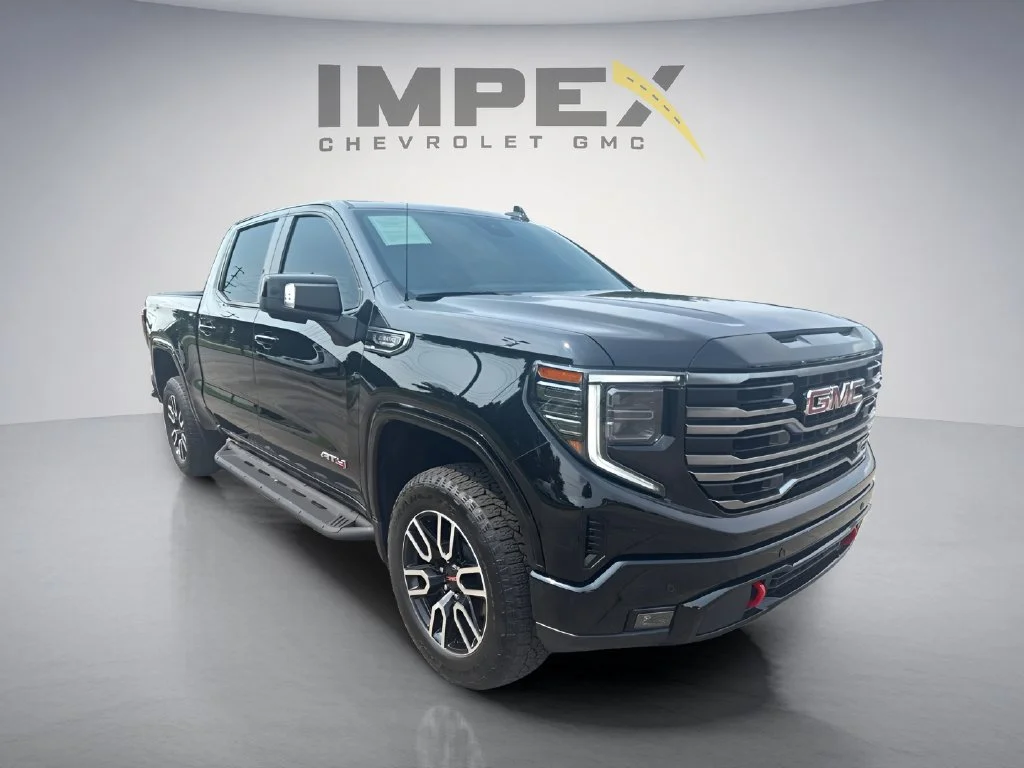Used 2025 Onyx Black GMC AT4 image 7