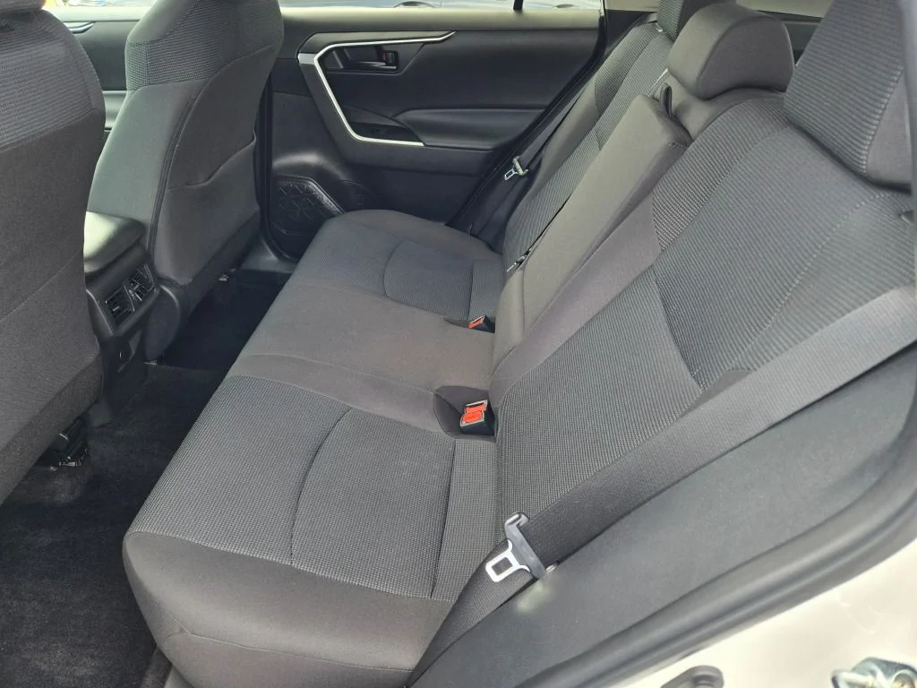 Used 2023 White Toyota LE image 15