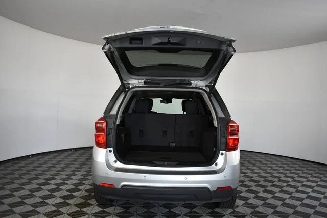 Used 2017 Silver Chevrolet LT image 18