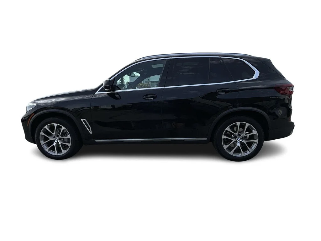 Used 2023  BMW xDrive40i xDrive40i   Low Mileage   Dilawri Certif image 8