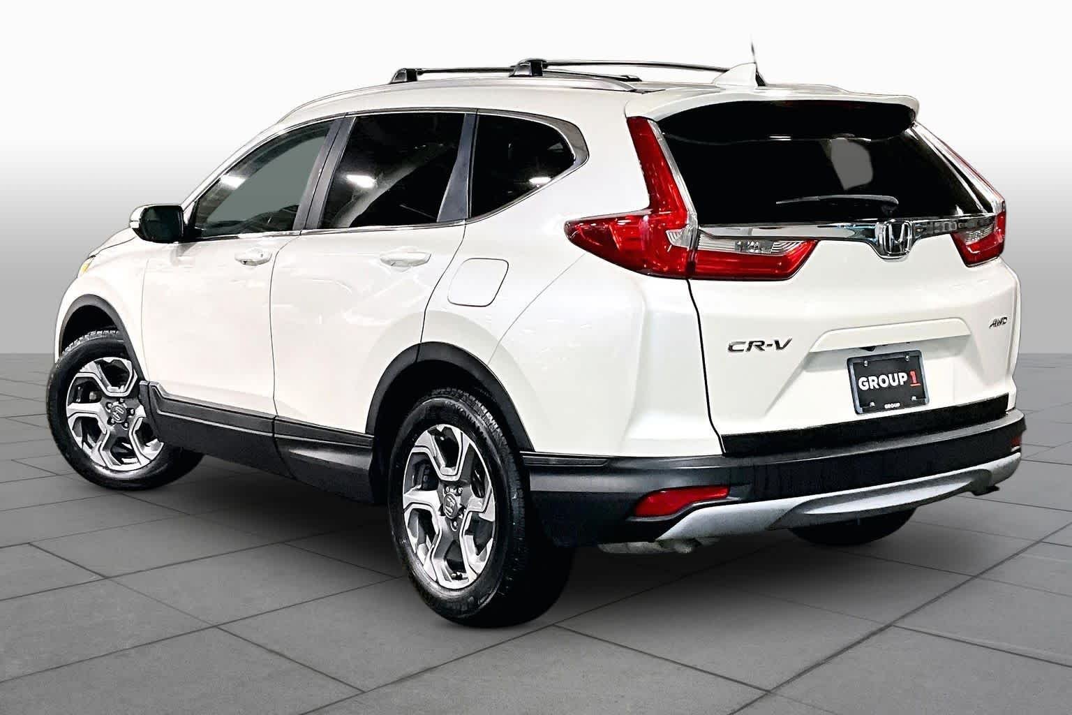 Used 2017 White Diamond Pearl Honda EX-L image 12