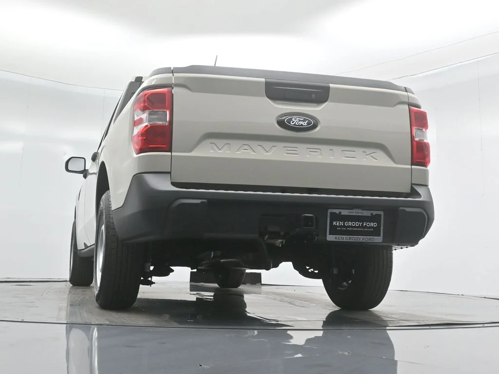 New 2025 Desert Sand Ford XL image 44