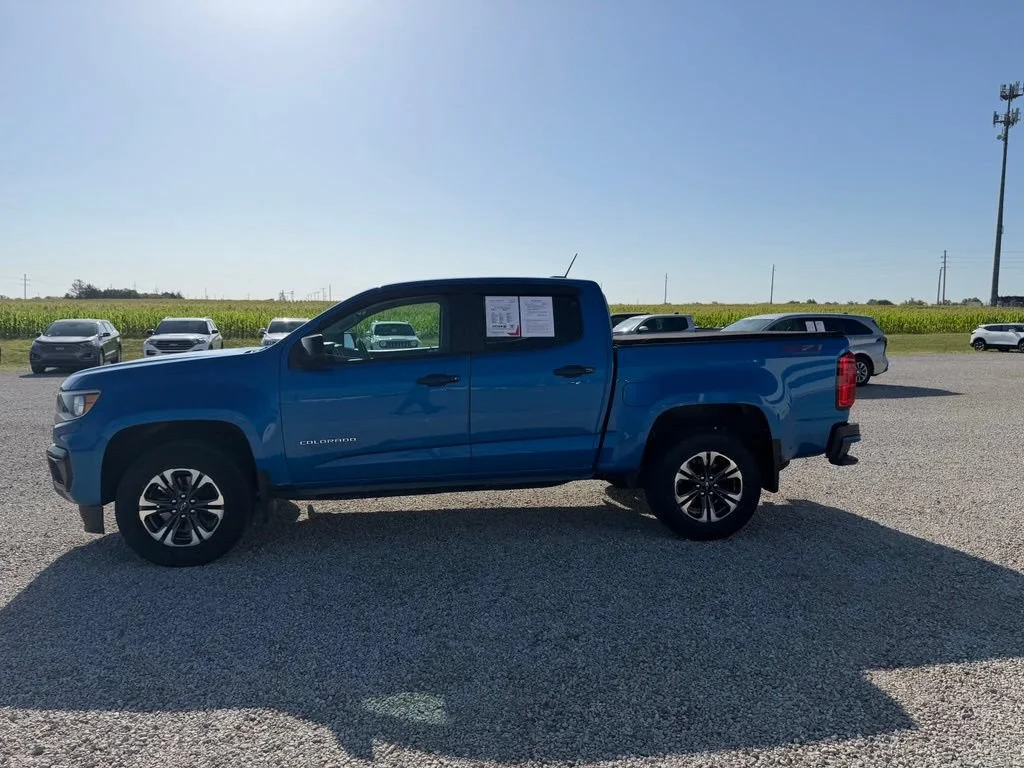 Used 2021 BRIGHT BLUE METALLIC Chevrolet 4WD Z71 image 6