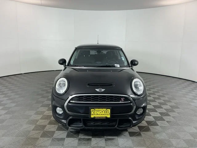 Used 2015 MINI Cooper S with VIN WMWXP7C52F2A39289 for sale in Marysville, WA