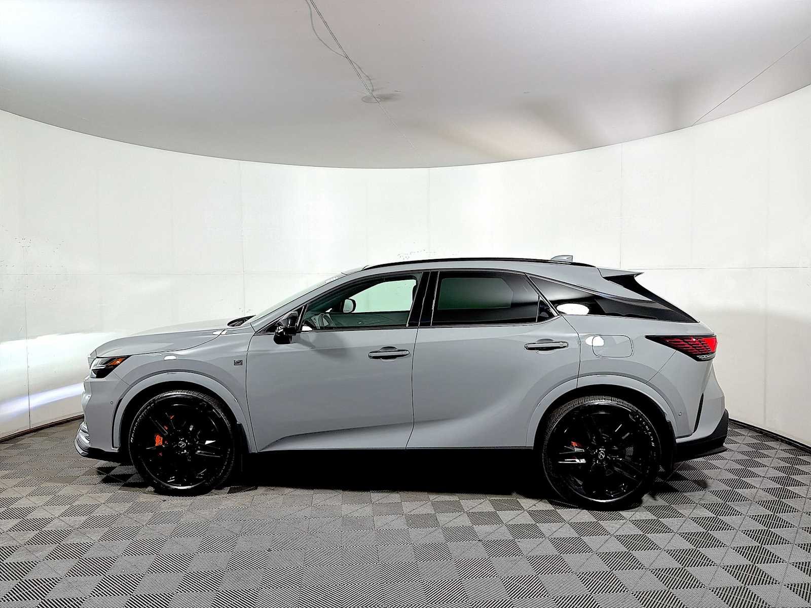 Used 2025 Incognito Lexus F SPORT Performance image 4