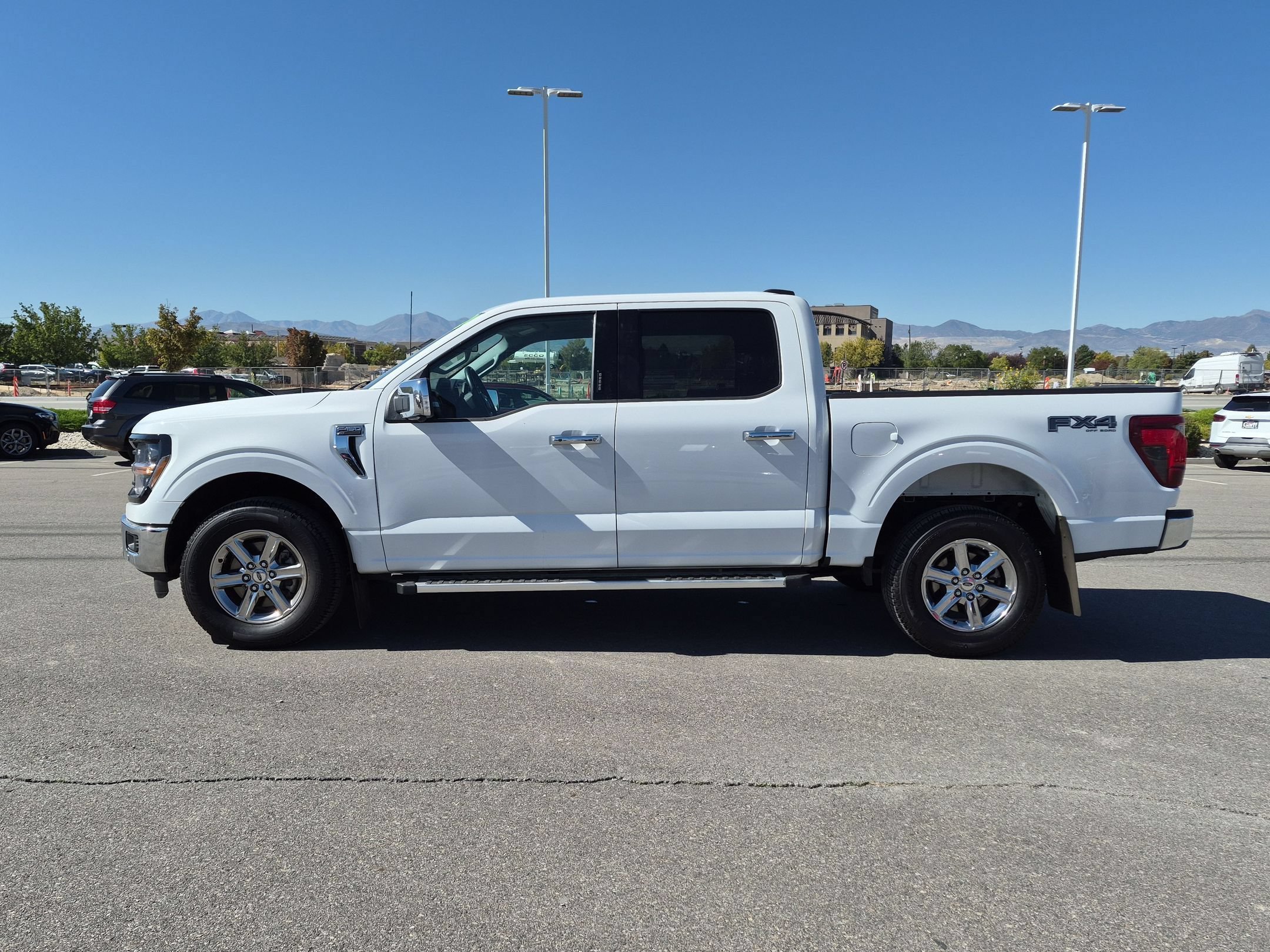Used 2024 White Ford XLT image 7