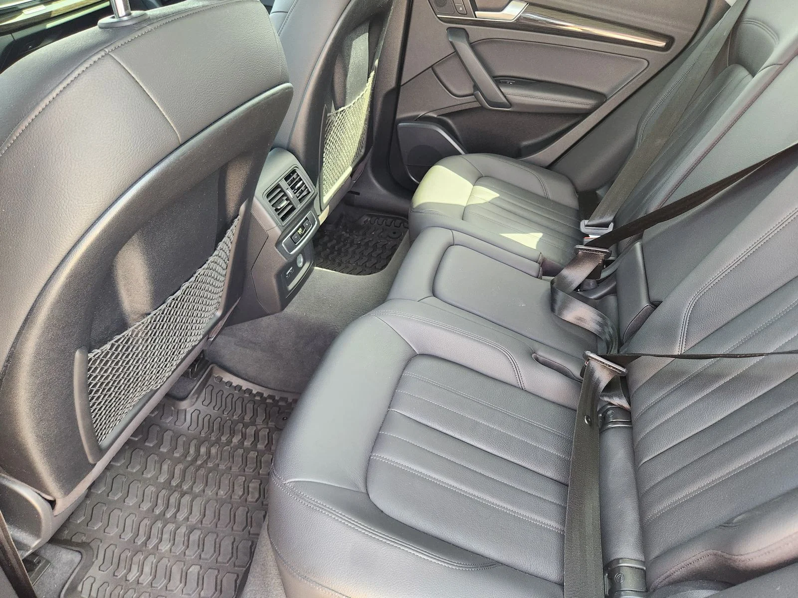 Used 2020 Silver Audi 45 Premium Plus image 30