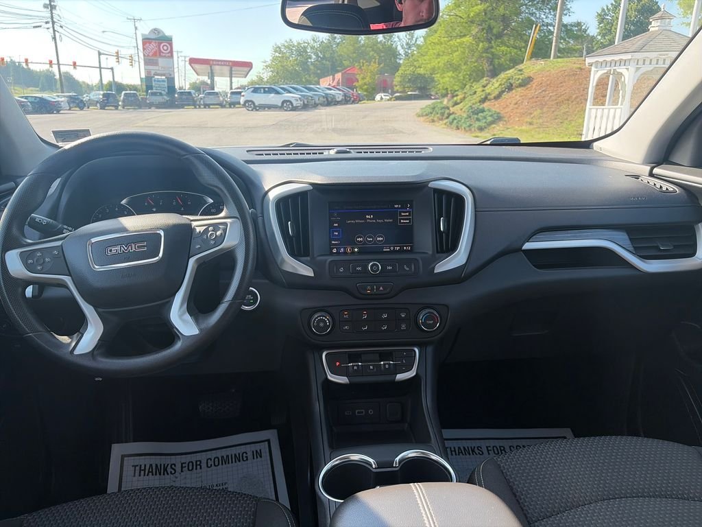 Used 2024 Silver GMC SLE image 13