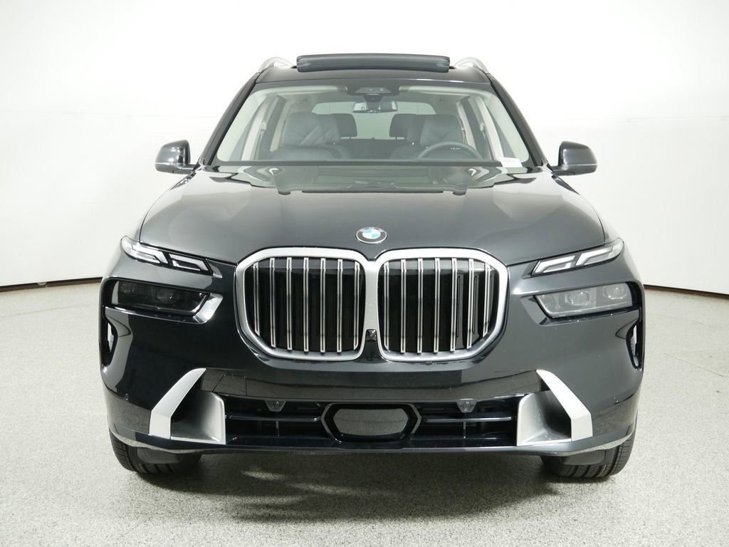 Used 2026 Black Sapphire Metallic BMW xDrive40i image 7