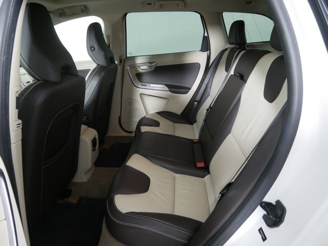 Used 2013 Ice White Volvo T6 w/ Platinum Pkg & Climate Pkg image 13