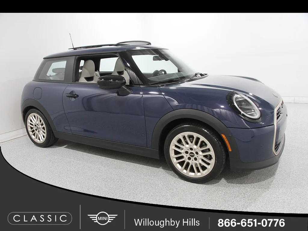 2025 MINI Hardtop Cooper S's photo