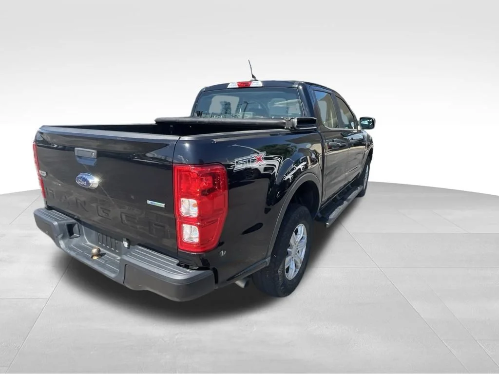 Used 2019 Black Ford XL image 17