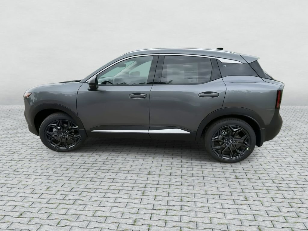 New 2026 Gray Nissan SR image 5