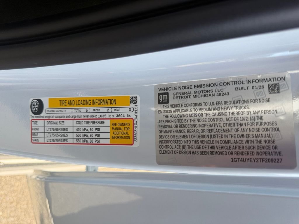 Used 2026 White GMC Denali Ultimate image 25