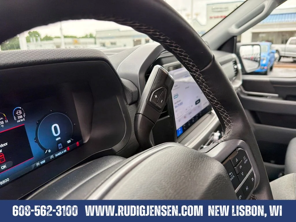 Used 2025 Gray Ford XLT image 22
