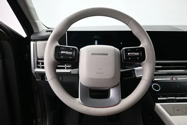 Used 2024 Rockwood Green Hyundai SEL image 14
