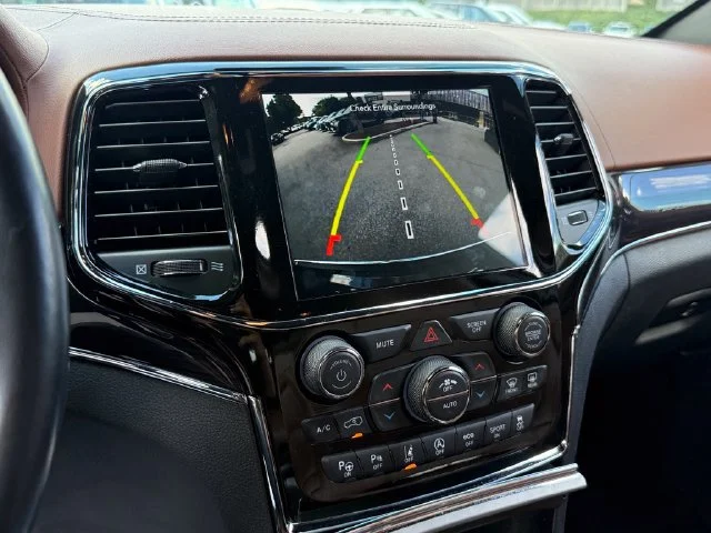 Used 2021 Gray Jeep Overland image 18