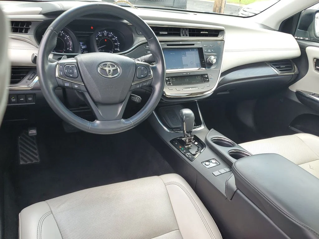 Used 2017 Silver Toyota Limited image 10