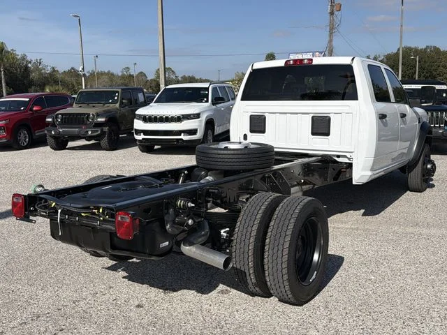 New 2026 Bright White Clear-Coat Exterior Paint RAM Tradesman image 4