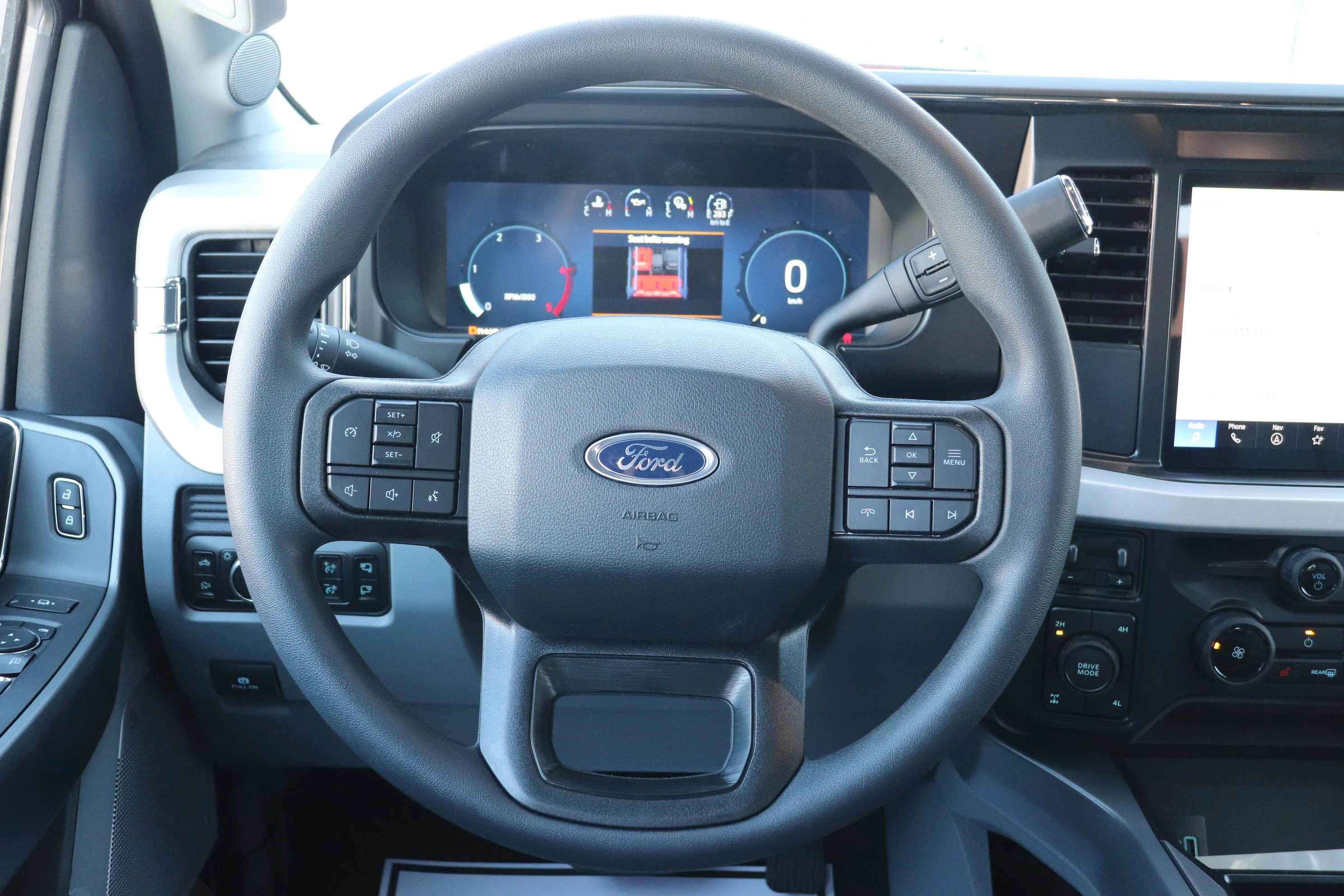 New 2026 Carbonized Grey Metallic Ford XLT image 12