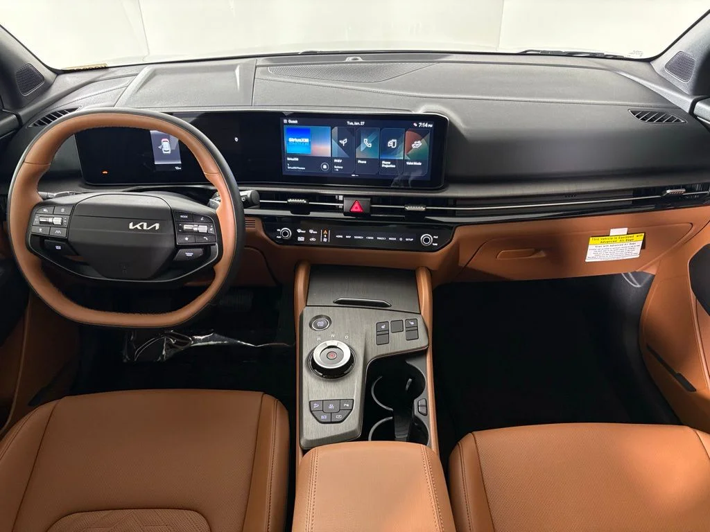 New 2026 Wolf Gray Kia X-Line image 34