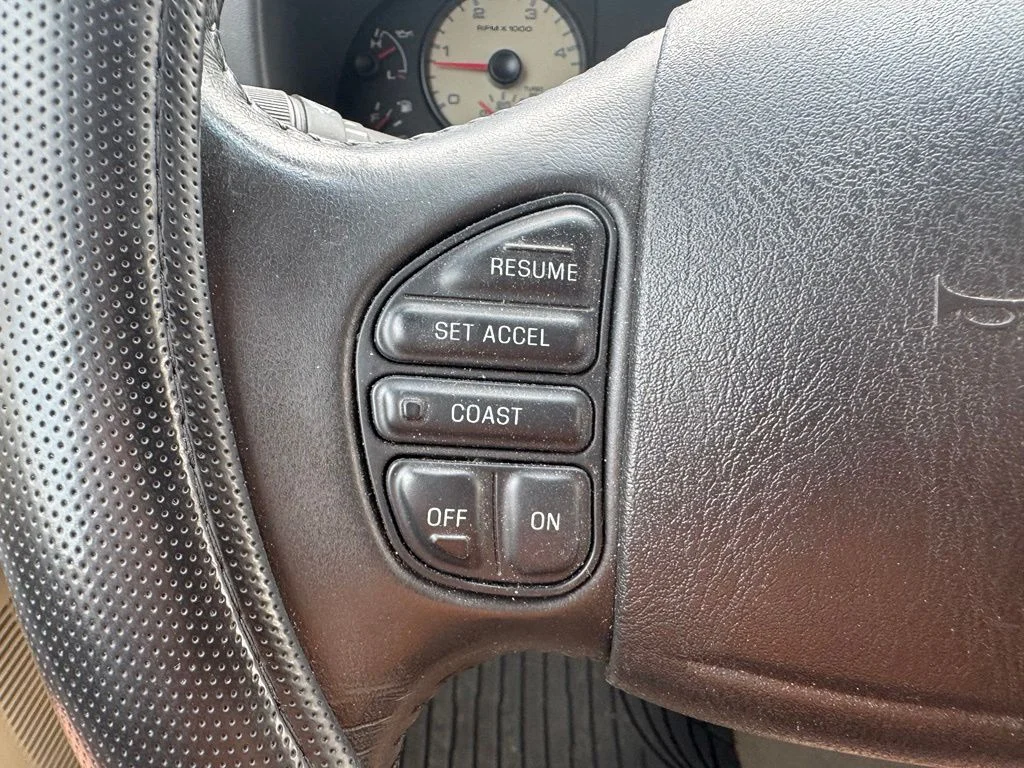 Used 2007 Gray Ford  image 15