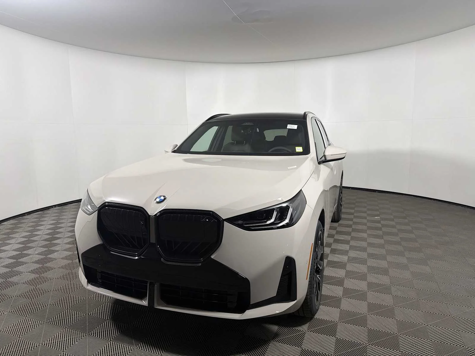 New 2026 Dune Grey Metallic BMW 30 xDrive image 7