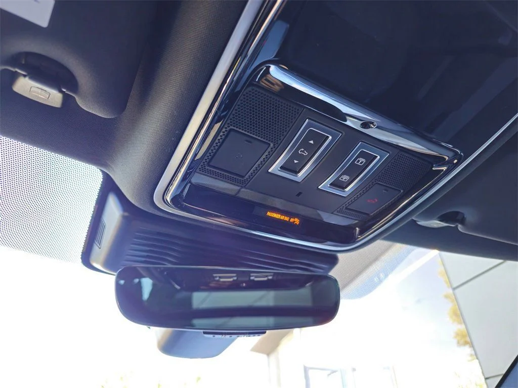 New 2025 Varesine Blue LAND ROVER S image 20